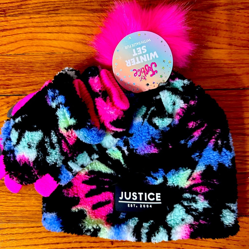 Very cute hat and gloves, black and pretty colors run through out